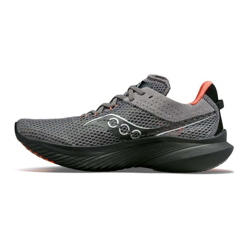 tenis-saucony-kinvara-14-cinza-e-preto-S10823-115-lateral-interna