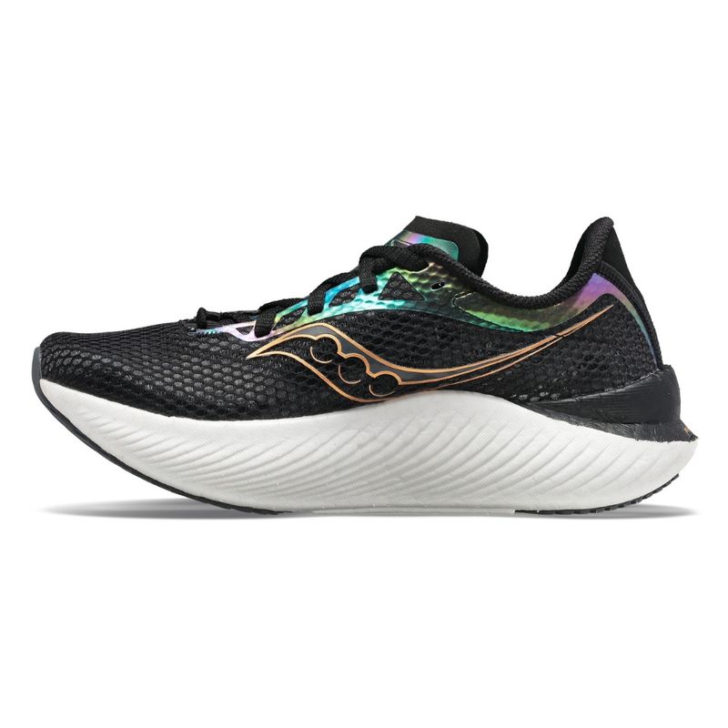 tenis-saucony-endorphin-pro-3-preto-e-dourado-lateral-interna